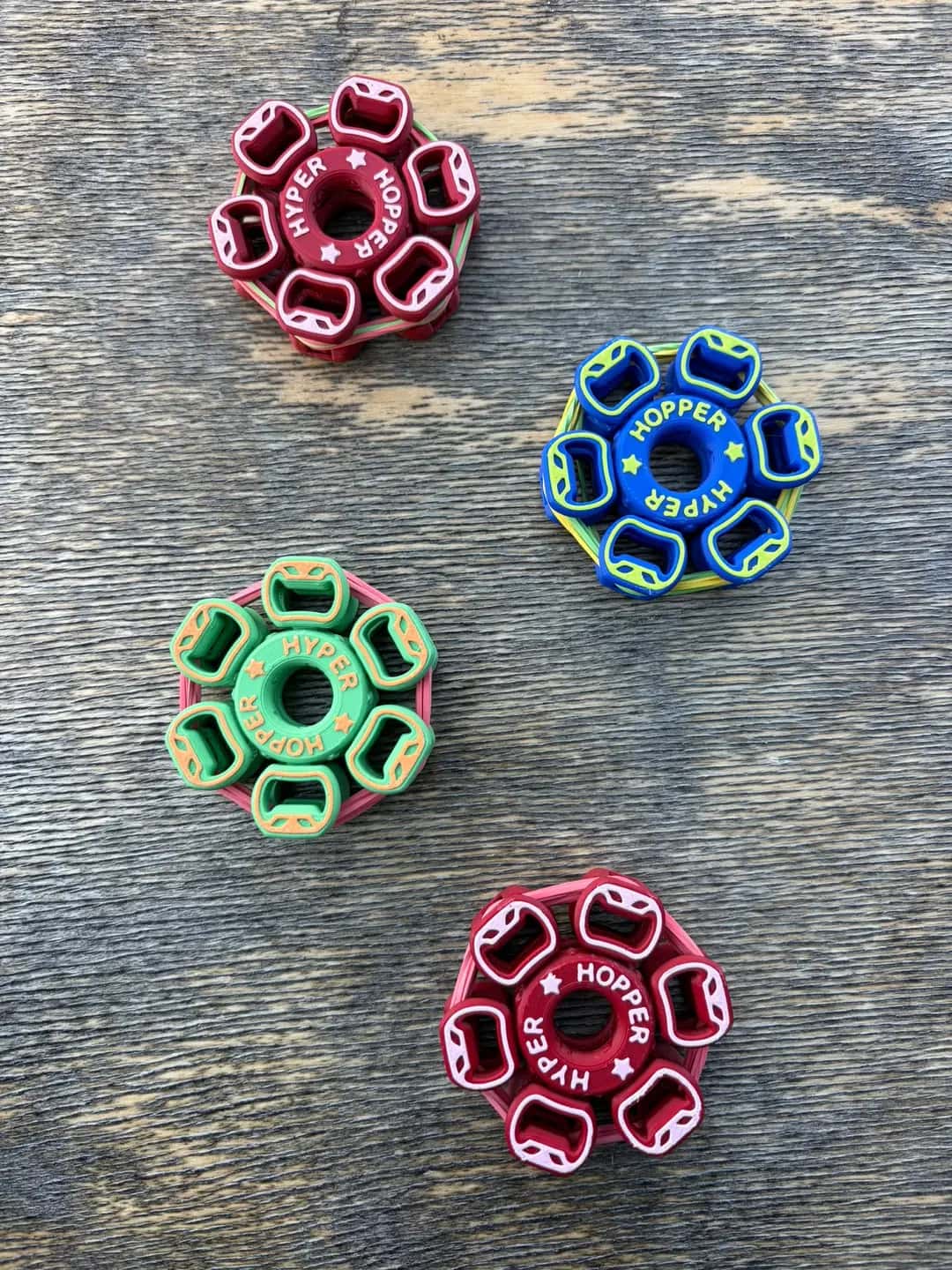 Hyper hopper, Rosu & Roz